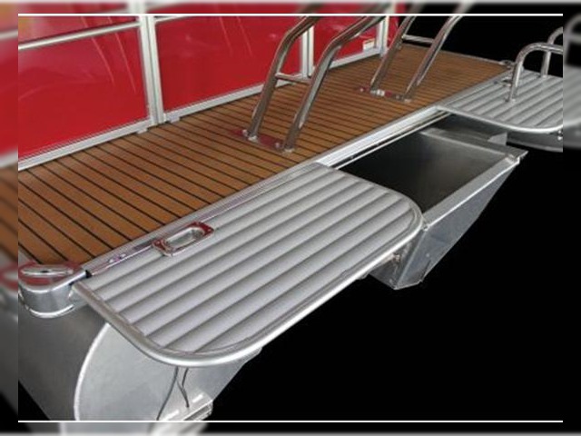 2013 Sylvan 8523 en venta