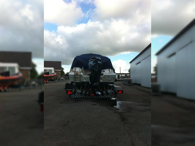 2007 Quicksilver 645 Commander