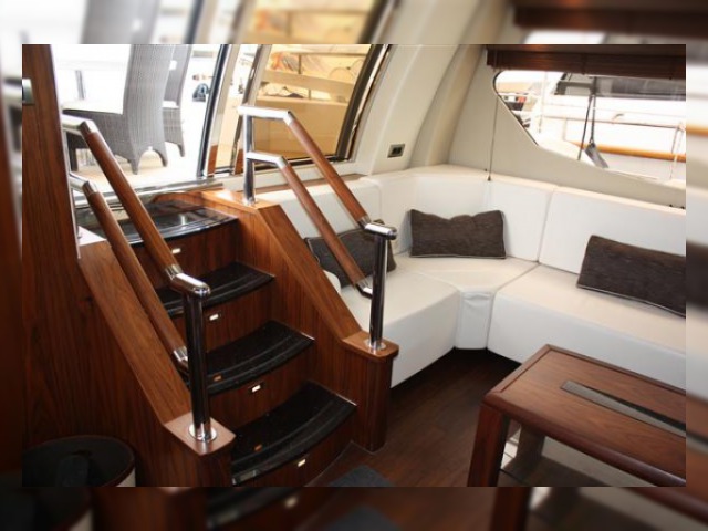 2007 Pearl 60 in vendita