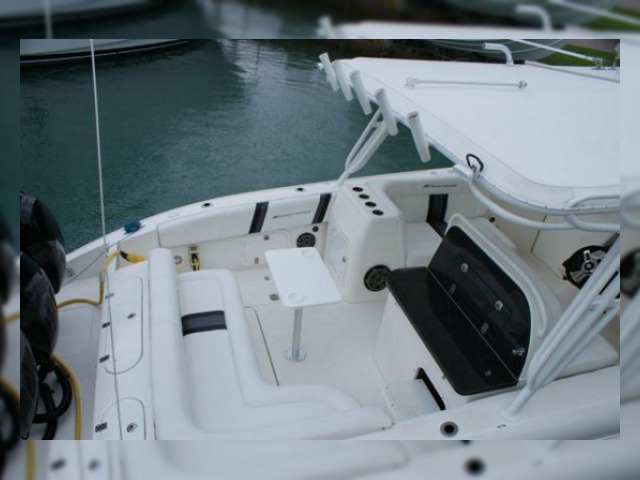 2006 Midnight Express 37