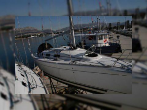 Beneteau First 34.7