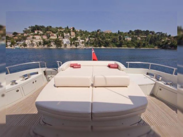2006 Azimut 68S for sale