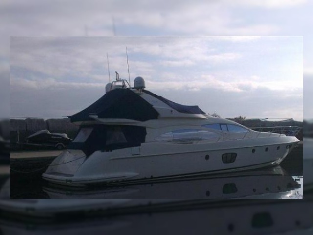 Αγοράστε 2007 Azimut 68 Evolution