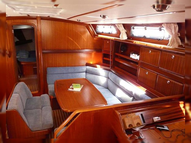 2000 Bavaria 42 for sale