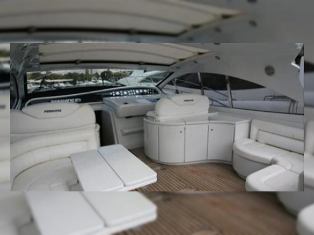 2000 Pershing 54