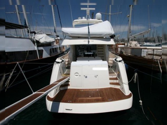 2009 Aicon 64