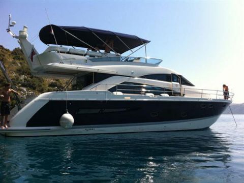 2009 Fairline Squadron 55