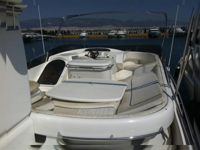 2001 Princess 65
