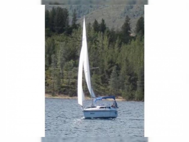 1997 Hunter 26 for sale