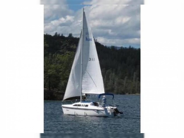 1997 Hunter 26