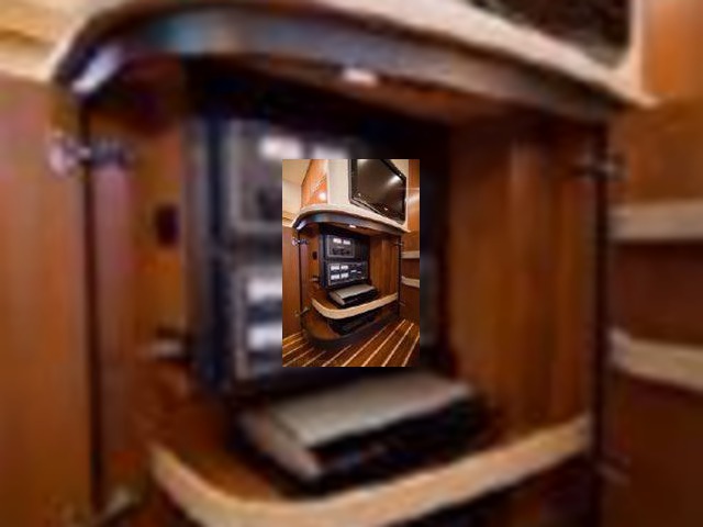 2010 Tiara Sovran 4300 na prodej
