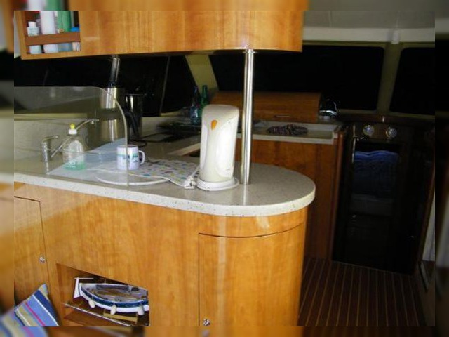 Buy 2002 Rodman 41 Fly