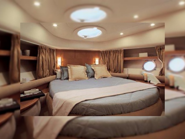 2005 Azimut 55