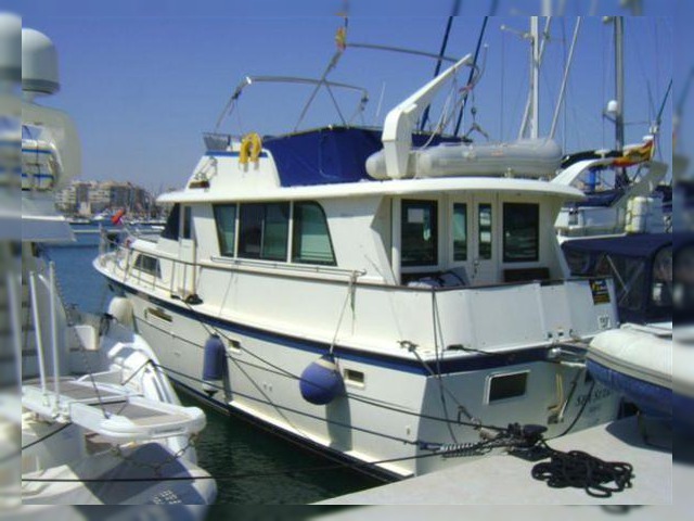 1988 Hatteras 53