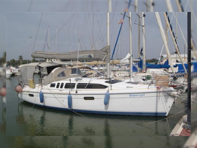 2001 Hunter 34