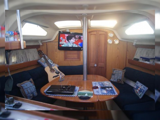 2001 Hunter 34 for sale
