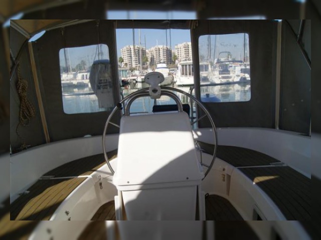 Buy 2001 Hunter 34