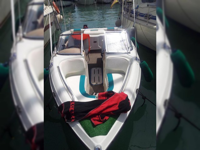 Köpa 1999 Rinker Captiva