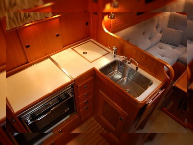 2006 Viking 27