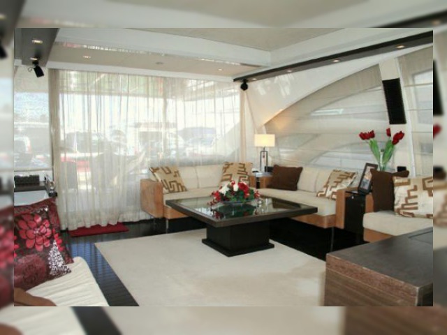 2008 Azimut 86S