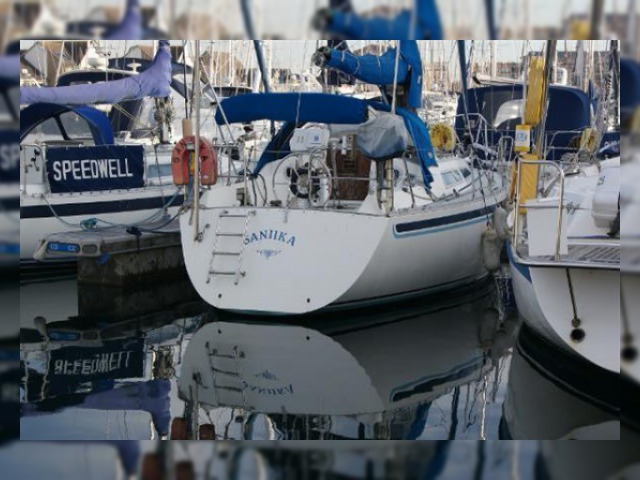 1985 Moody 31 for sale