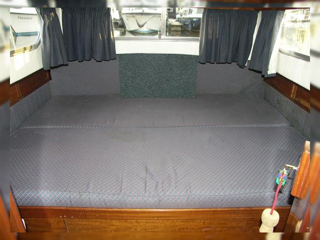 1971 Freeman 32 na prodej