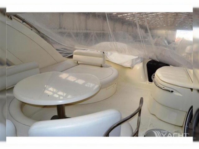 2004 Azimut 68 Fly for sale