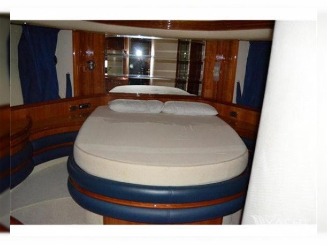 2004 Azimut 68 Fly for sale