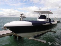 Intrepid 327 Center Console