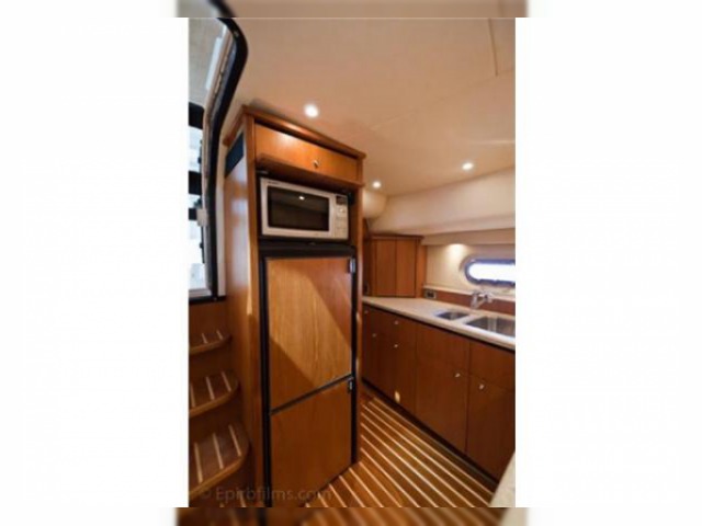 Köpa 2009 Tiara 4300 Sovran