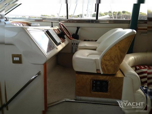 1994 Princess 440