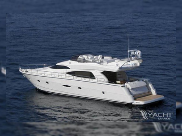 2005 Navari Flybridge 64