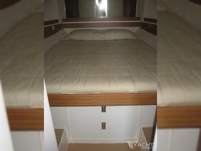 2008 Itama 40
