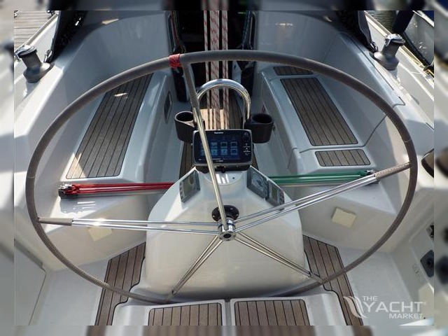 2001 Dehler 36 for sale