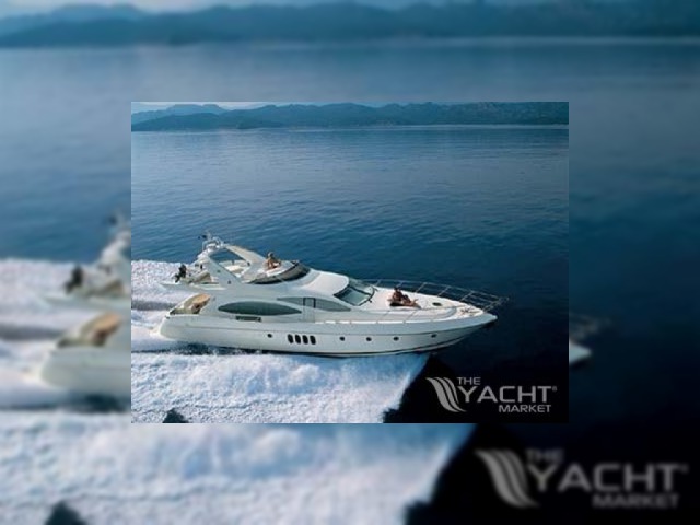 2004 Azimut 68