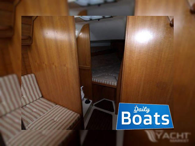 Buy 1985 Colina 29