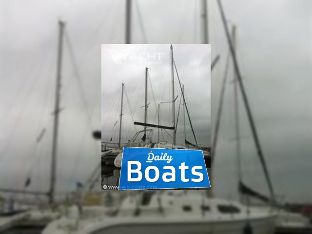 2005  Hunter306