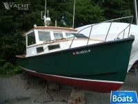 Lobster Webbers Coveboat