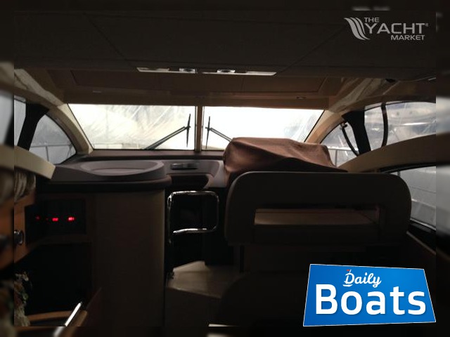 2011 Azimut 38