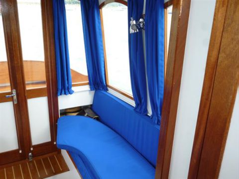 2013  New Buiid Thames River Launch