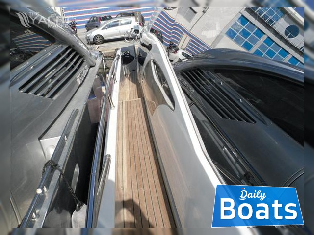 2005 Azimut 86S for sale