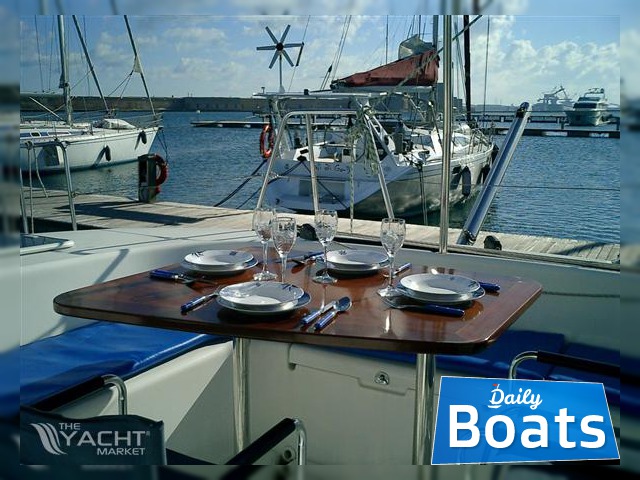 2004 Lagoon 380