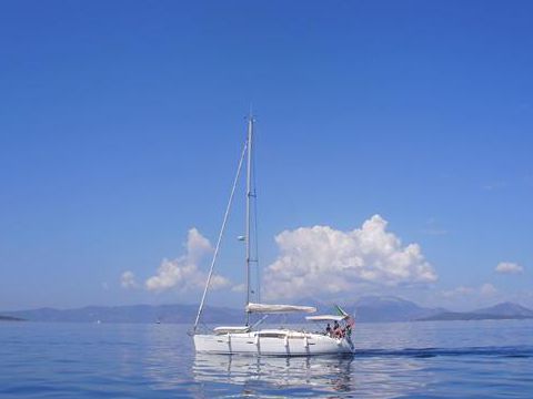 Beneteau Oceanis 40