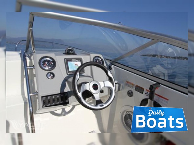 2014 Bayliner 642