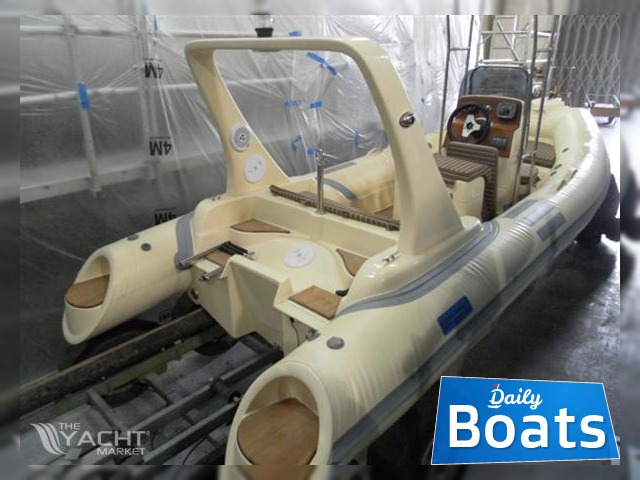 2013 Explorer 520 Custom Rib