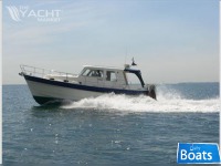 Hardy 32 Commander