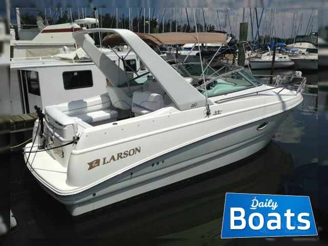 2001 Larson 270 Cabrio