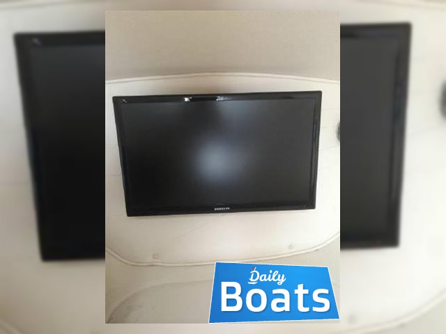 Buy 2001 Larson 270 Cabrio