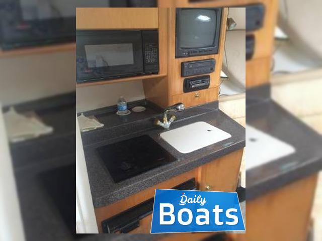 2001 Larson 270 Cabrio for sale