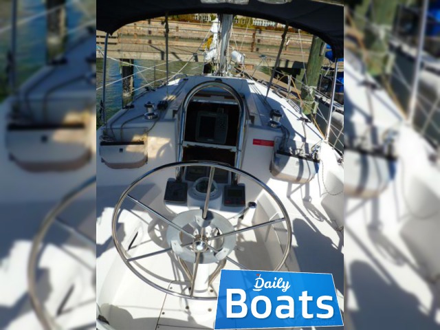 2005 Hunter 306